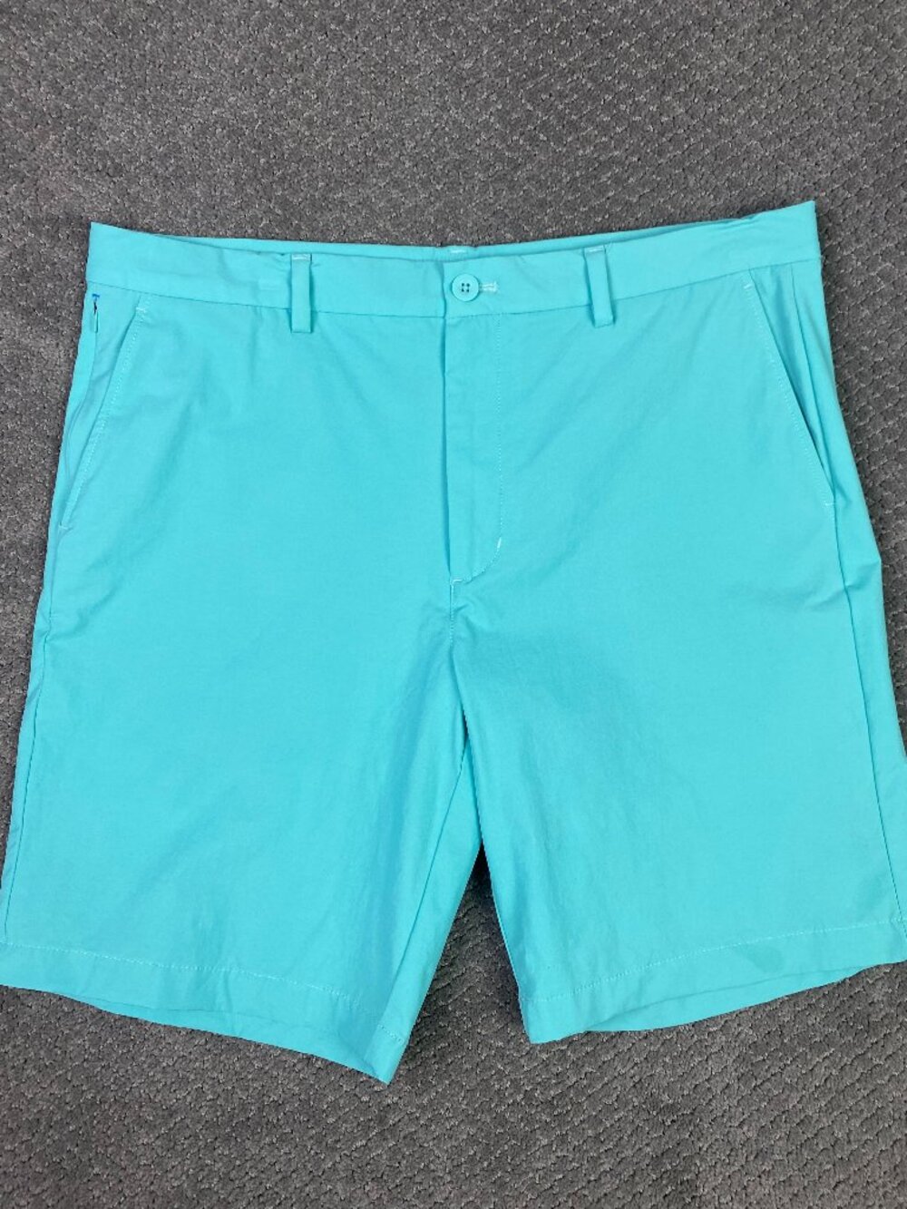 Vineyard Vines On The Go Shorts Mens 35 Light Blue Golf Performance Wear 9"